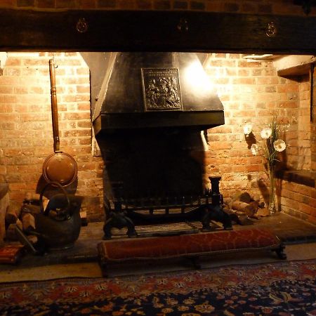 Tudor Cottage Ashford  Eksteriør bilde