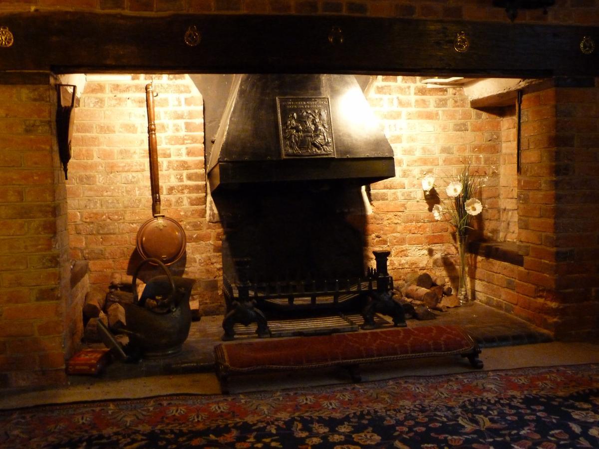 Tudor Cottage Ashford  Eksteriør bilde